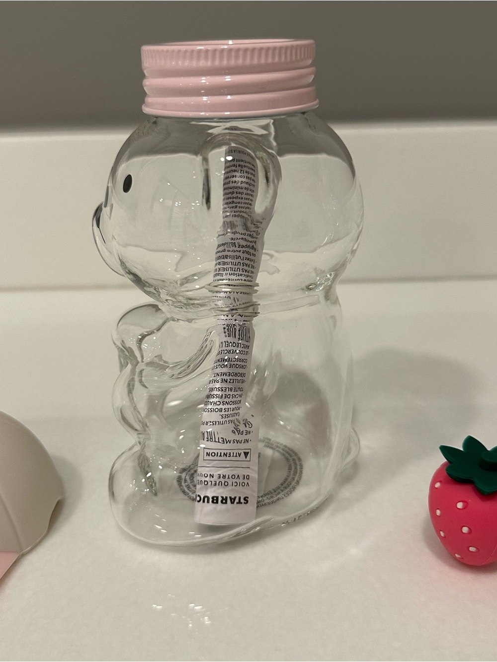 Limited-Edition Bearista™ Glass Cold Cup, 20 ounce Pink Collection Summer 2026 - Picture 13 of 16